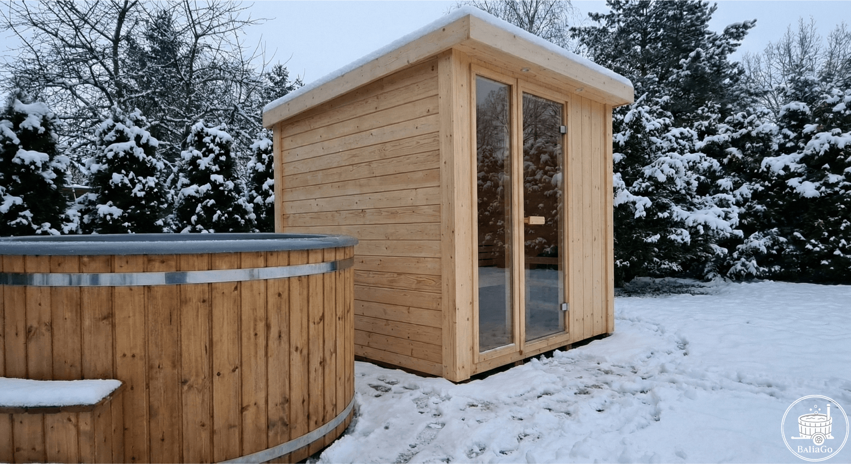 Sauna ogrodowa w otoczeniu natury